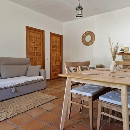 Casas De Flores * Los Canos De Meca