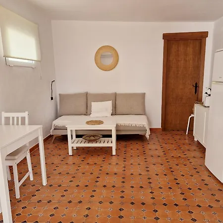 Casas De Flores * Los Canos De Meca